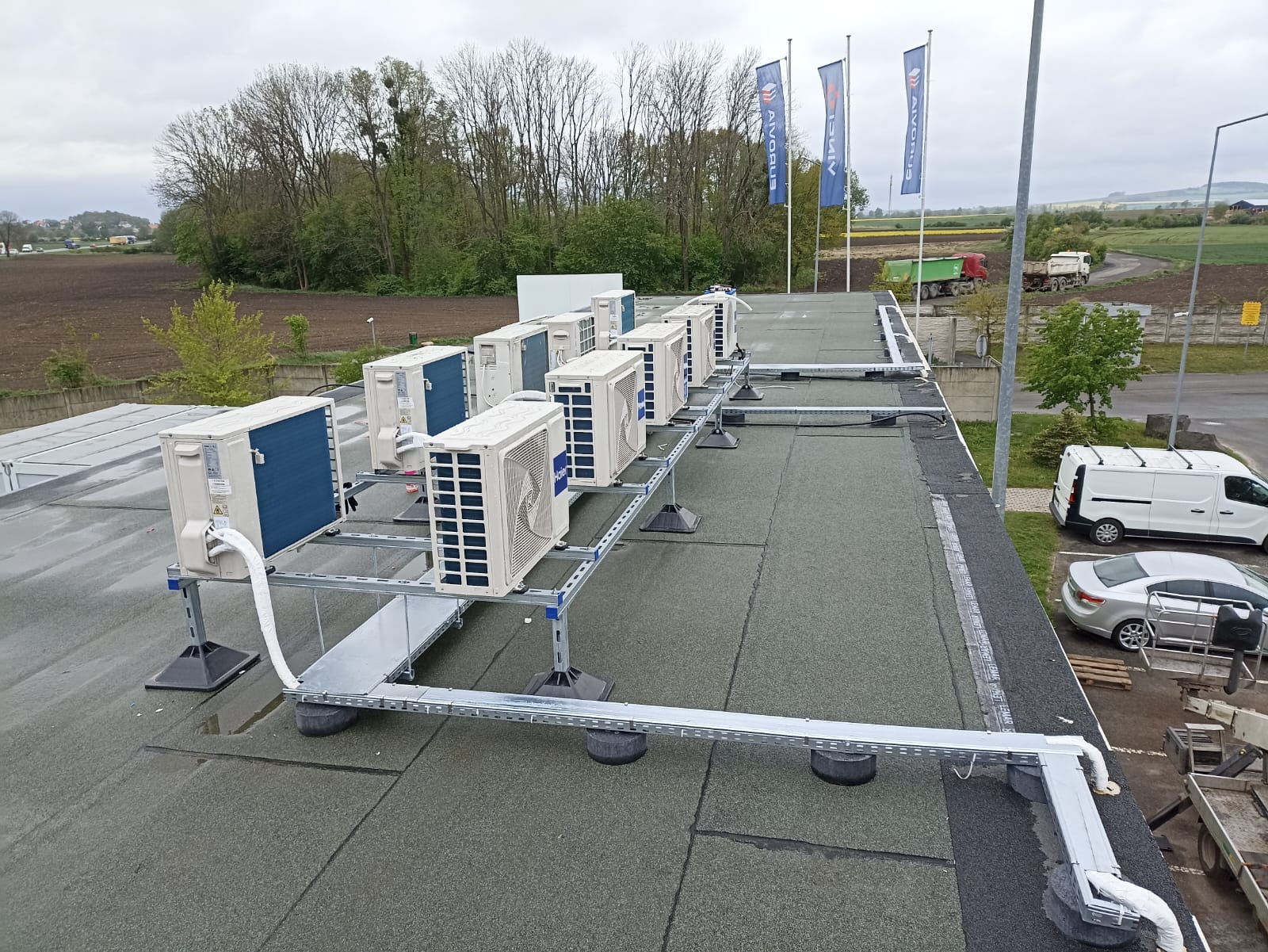 Montaż 10 układów typu Split Haier